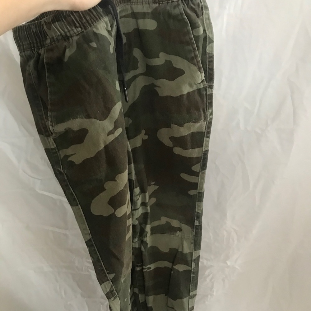 Camo pants
